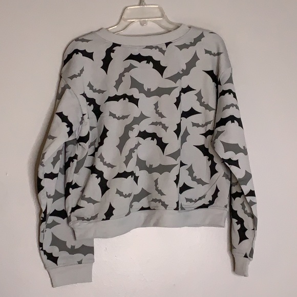 better together bat print crewneck pull over gray XL - Picture 4 of 5